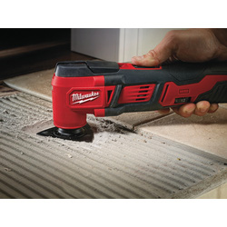 Milwaukee / Milwaukee M18 BMT compactmultitool 12