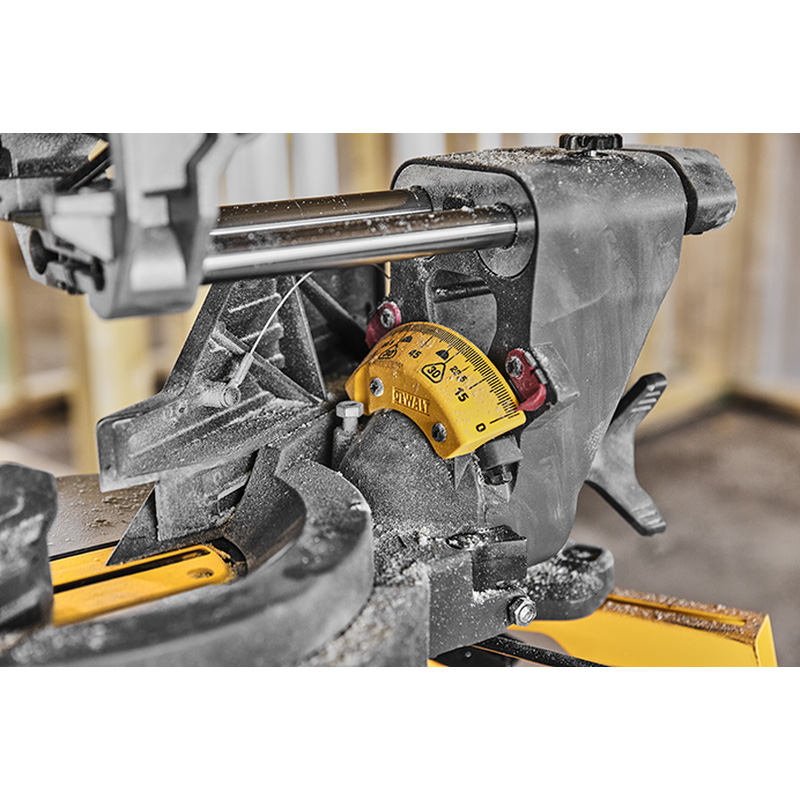 DeWALT / DeWALT DCS781N-XJ 54V Flexvolt afkort-/verstekzaag (body)
