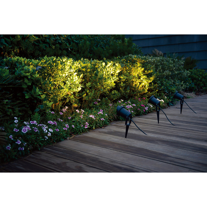 Tuinspot met grondpen